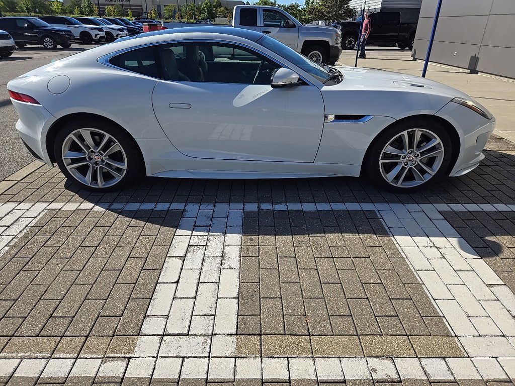 Used 2016 Jaguar F-TYPE S AWD/4WD image 4