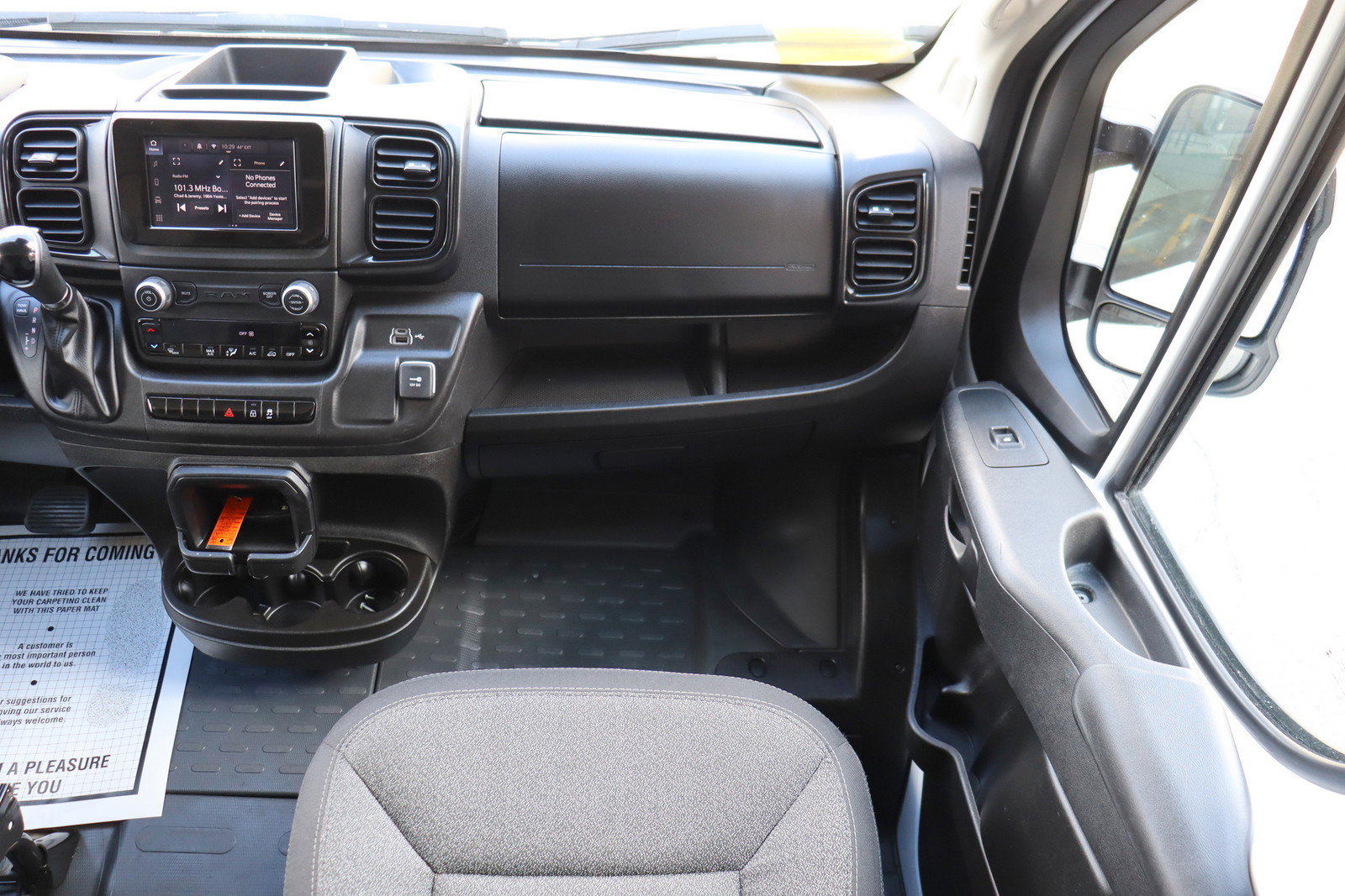 Used 2023 RAM ProMaster 2500 image 14