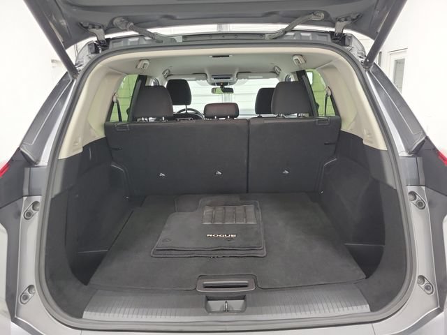 Used 2024 Nissan Rogue SV AWD/4WD image 7