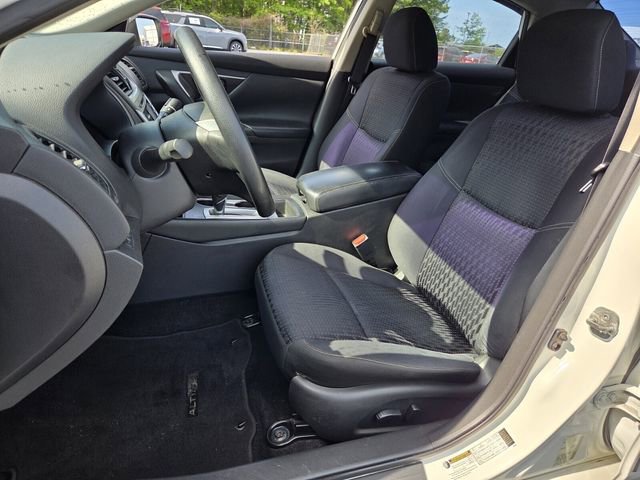 Used 2016 Nissan Altima 2.5 S w/ Power Driver Seat Package image 9