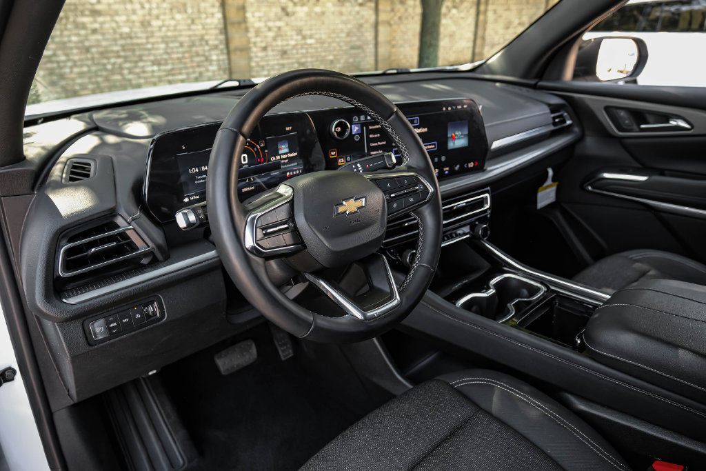 Used 2024 Chevrolet Traverse LT AWD/4WD image 26