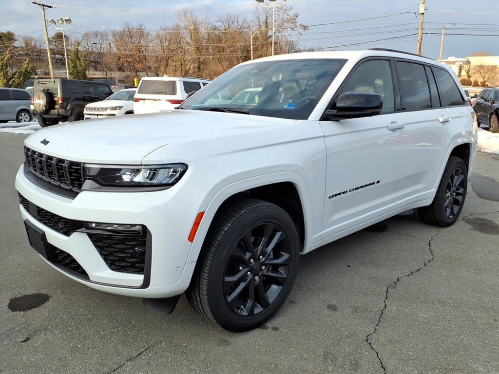 New 2026 Jeep Grand Cherokee Limited Reserve image 8