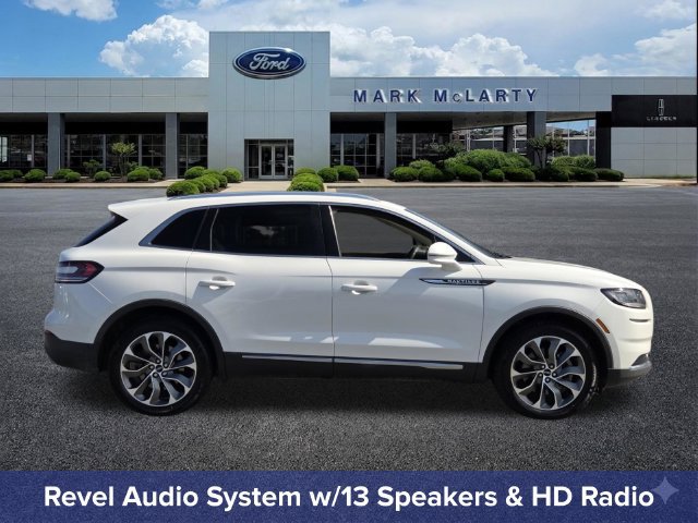 Certified 2023 Lincoln Nautilus Reserve w/ Luxury Package AWD/4WD image 8