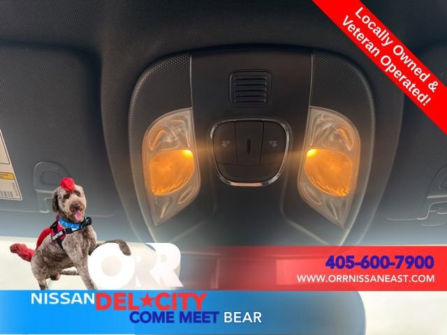 Used 2025 Jeep Compass Trailhawk image 27