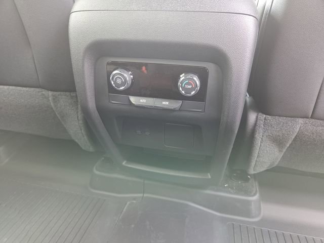 New 2026 Chevrolet Traverse LT image 21