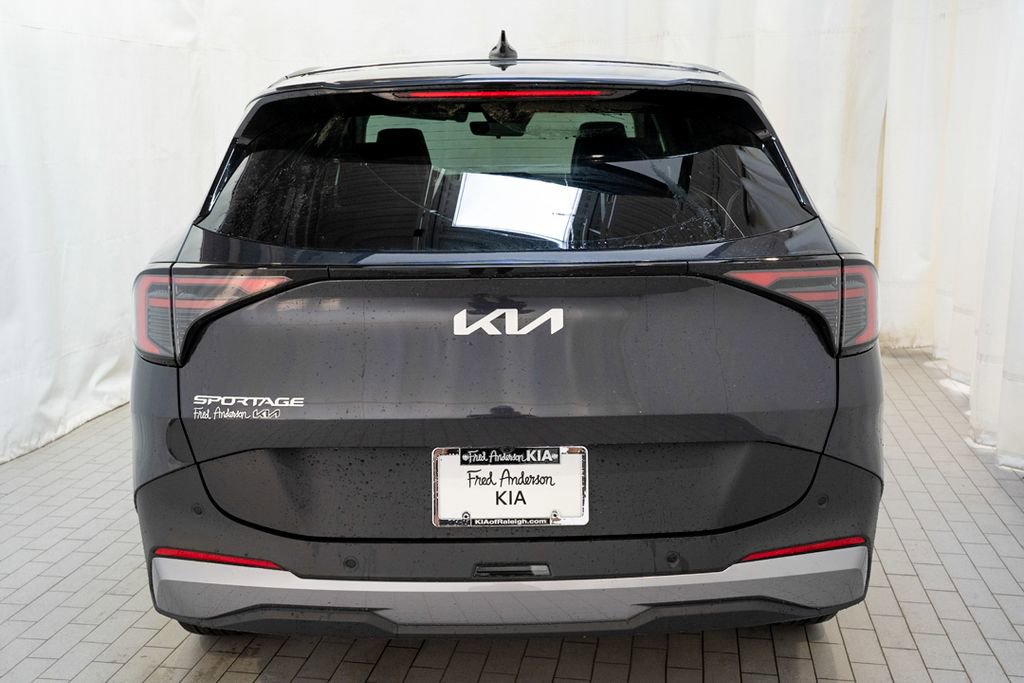 New 2026 Kia Sportage EX FWD image 5