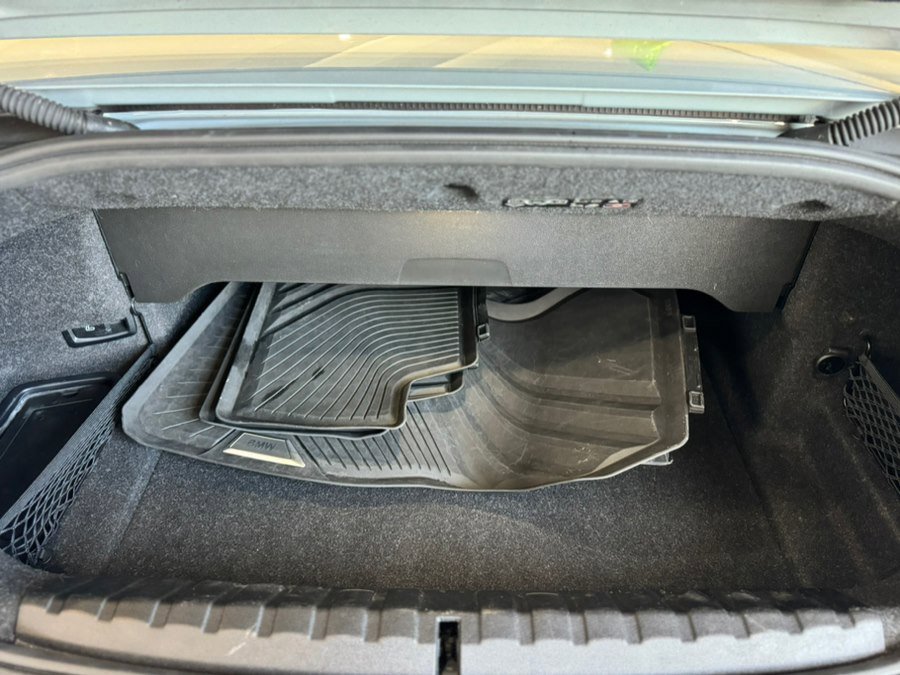 Used 2023 BMW 430i xDrive Convertible w/ M Sport Package AWD/4WD image 8