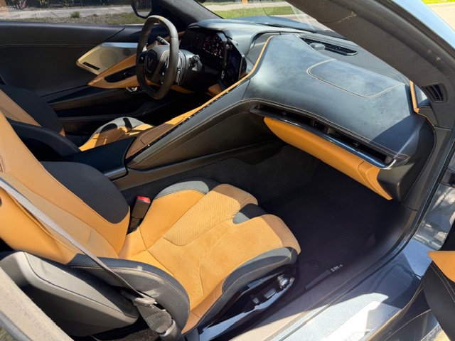 Used 2020 Chevrolet Corvette Stingray Premium Cpe w/ 3LT Preferred Equipment Group RWD image 16