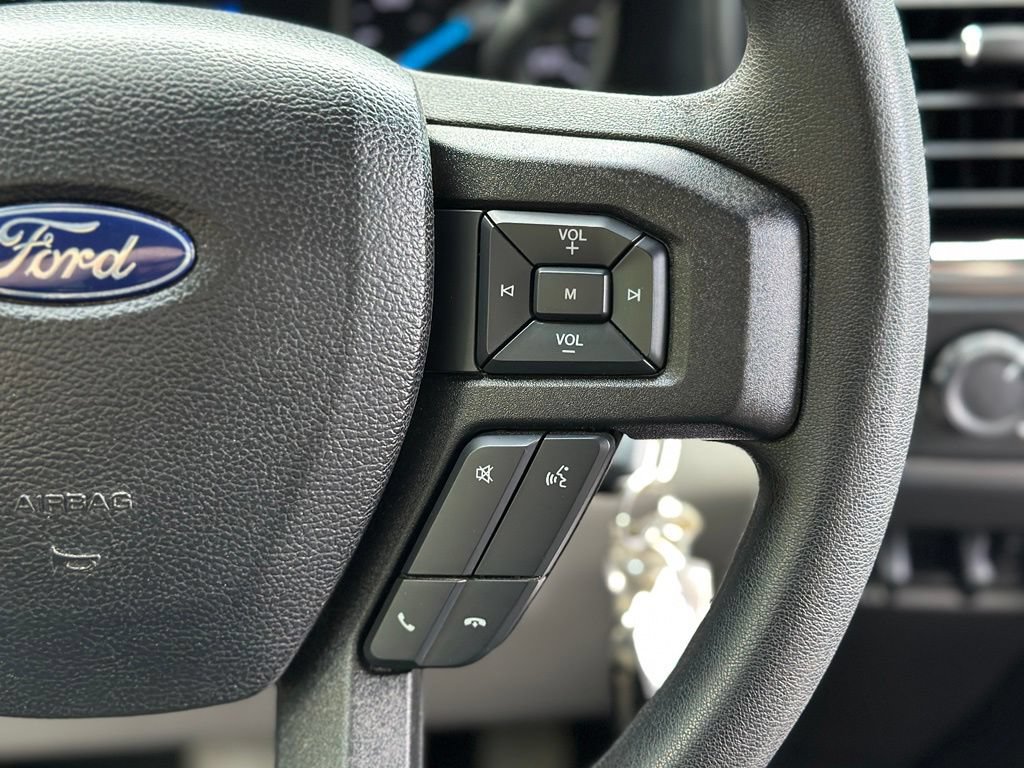 Used 2017 Ford F250 XLT w/ Snow Plow Prep Package AWD/4WD image 7