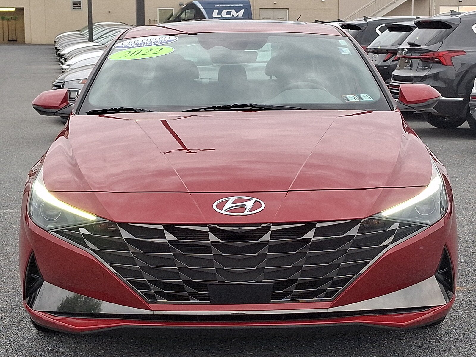 Certified 2022 Hyundai Elantra SEL w/ Convenience + Premium Package FWD image 2