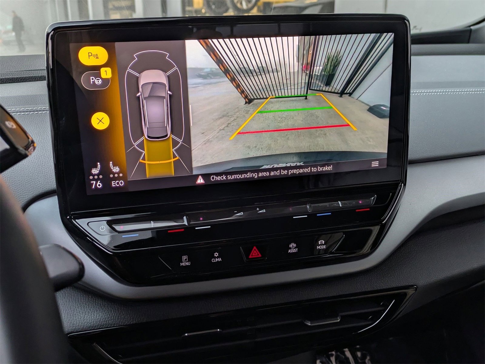 Used 2023 Volkswagen ID.4 Pro image 13