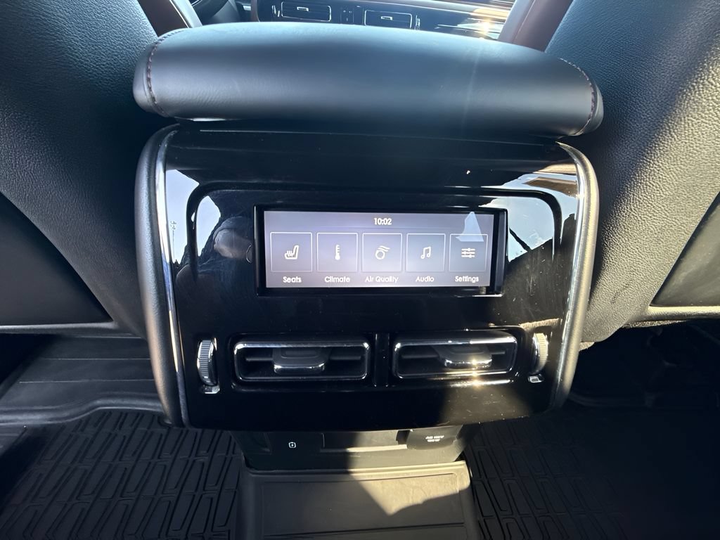 Used 2021 Lincoln Aviator Grand Touring w/ Equipment Group 302A AWD/4WD image 12