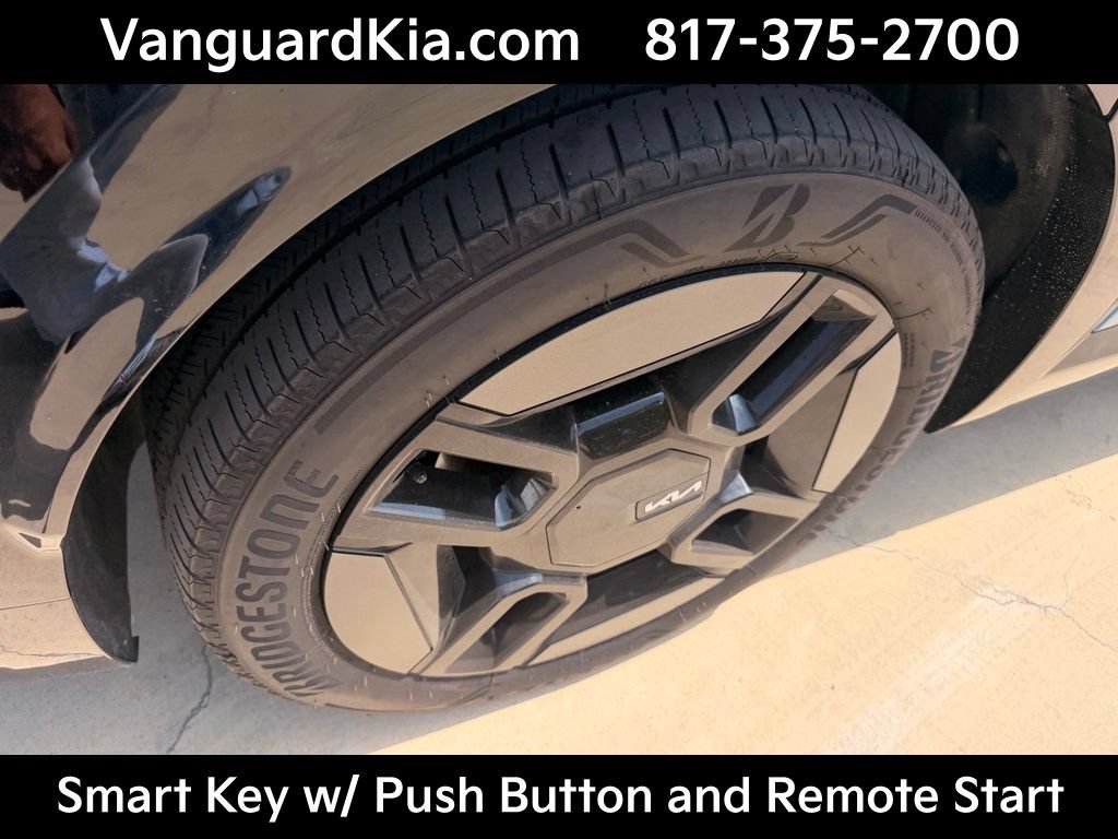 Certified 2024 Kia EV9 GT-Line AWD/4WD image 10