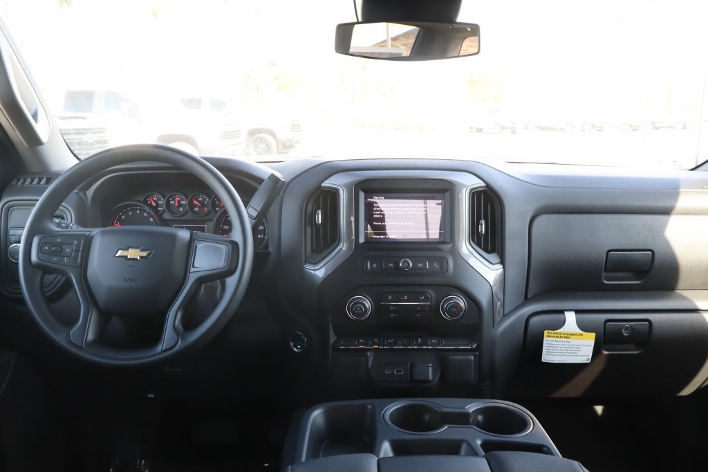 New 2026 Chevrolet Silverado 1500 Custom w/ LPO, Dark Essentials Package RWD image 22