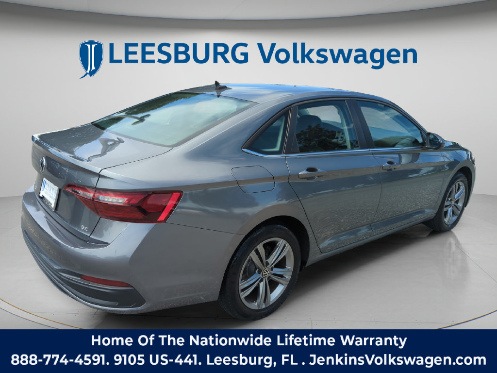 Used 2022 Volkswagen Jetta SE FWD image 6