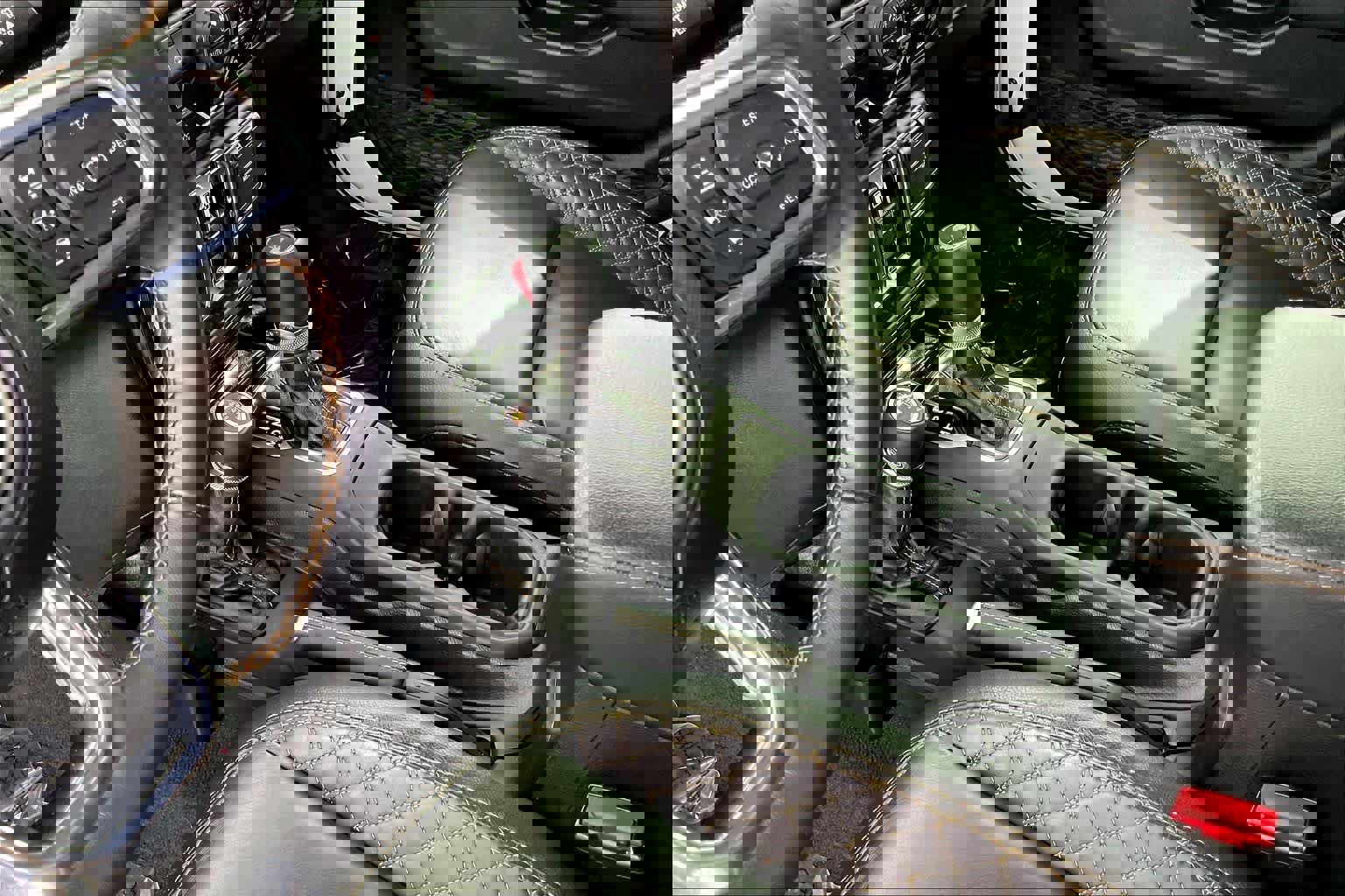 Used 2023 Jeep Wrangler Unlimited Sahara image 16