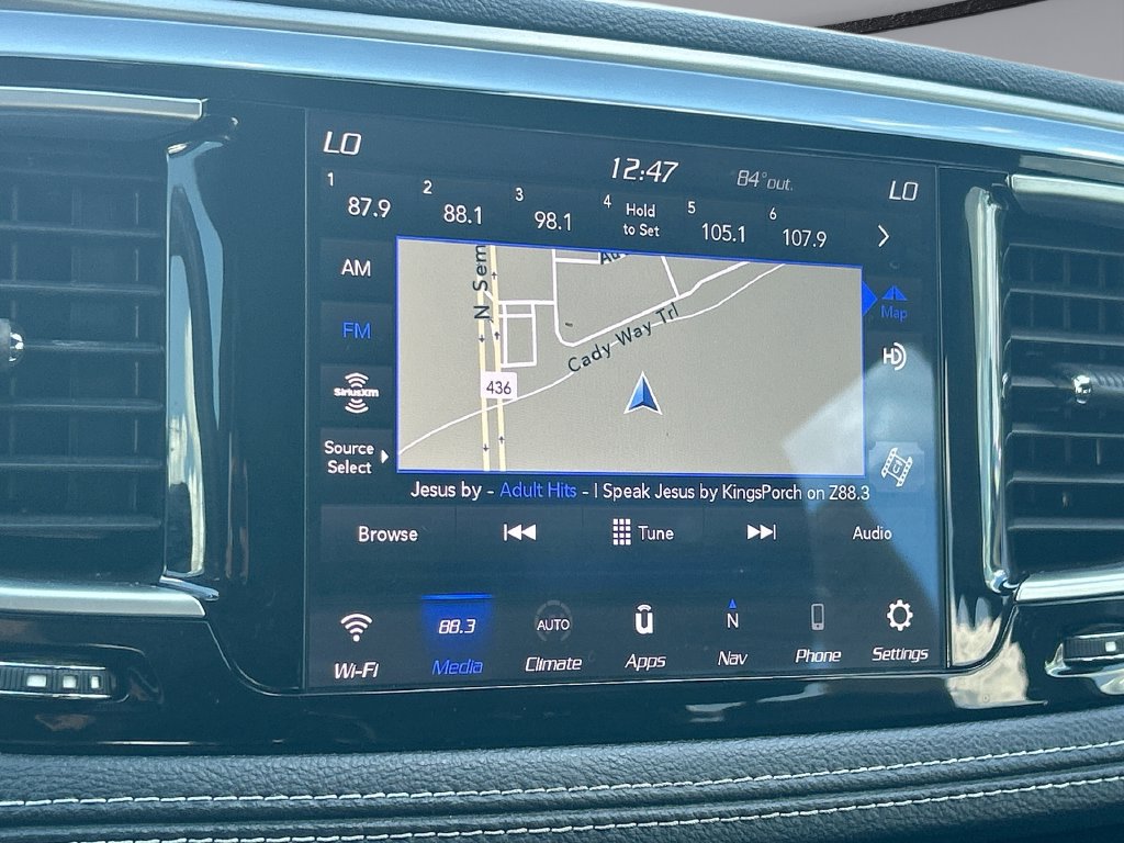 Used 2020 Chrysler Pacifica Limited FWD image 23