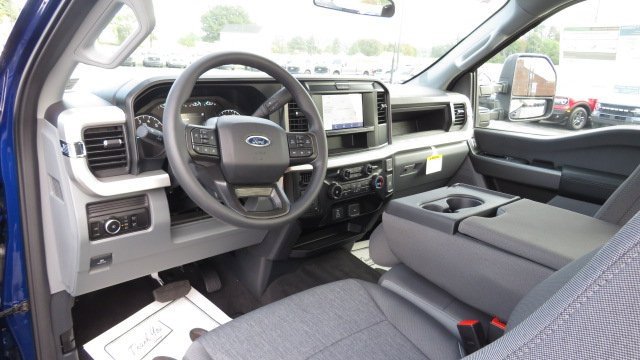 New 2026 Ford F350 XL image 2