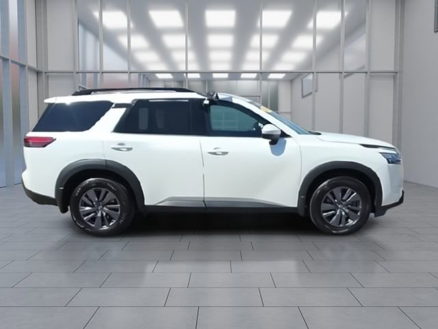 Certified 2024 Nissan Pathfinder SV w/ SV Premium Package image 9