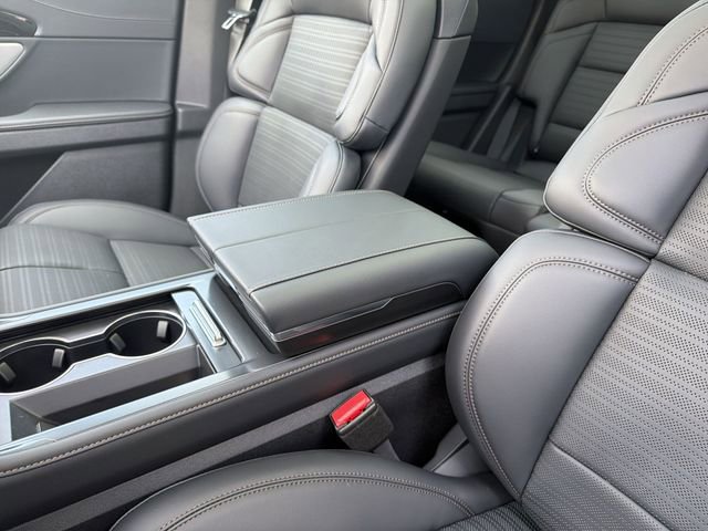 New 2026 Lincoln Nautilus Reserve AWD/4WD image 21
