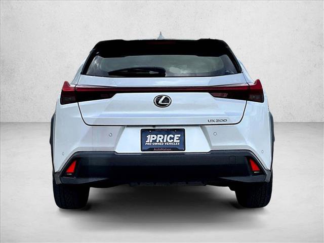 Used 2020 Lexus UX 200 w/ Premium Package image 4