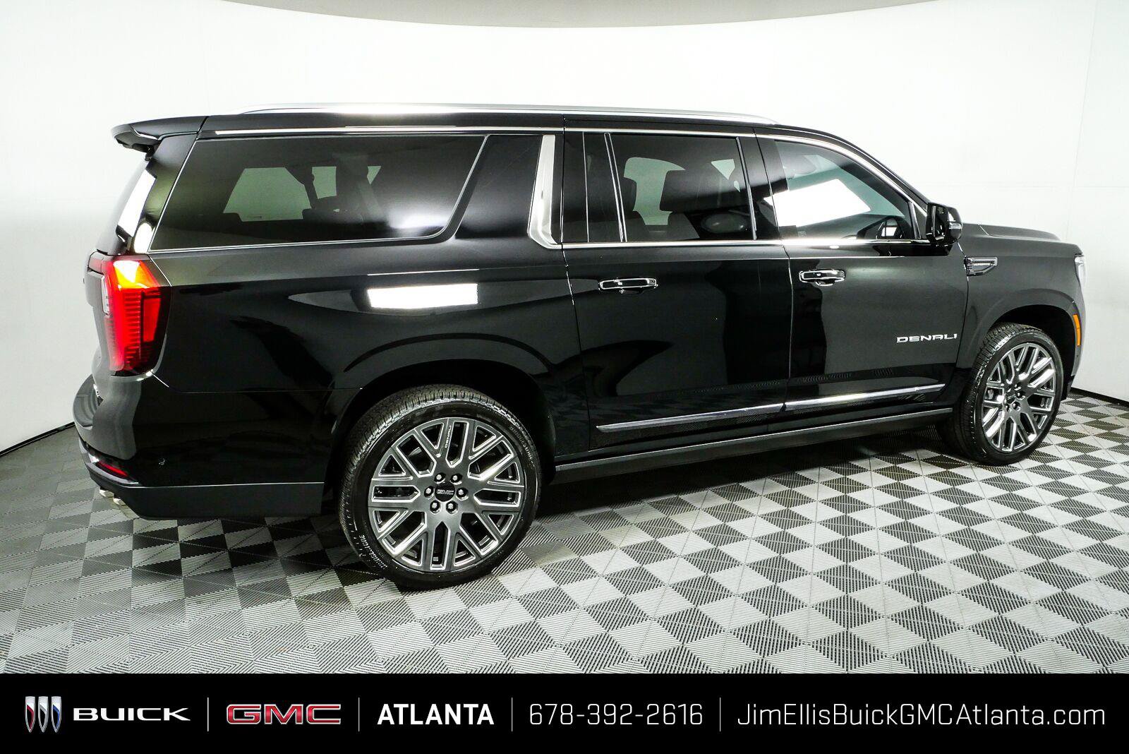New 2026 GMC Yukon XL Denali Ultimate AWD/4WD image 2