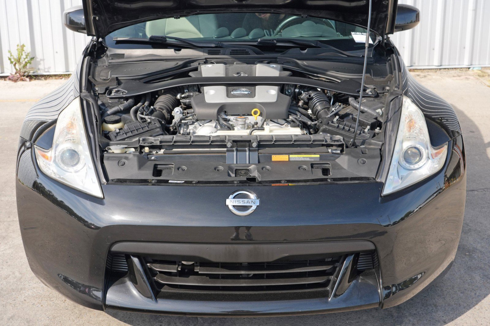 Used 2010 Nissan 370Z Touring w/ Sport Pkg image 7
