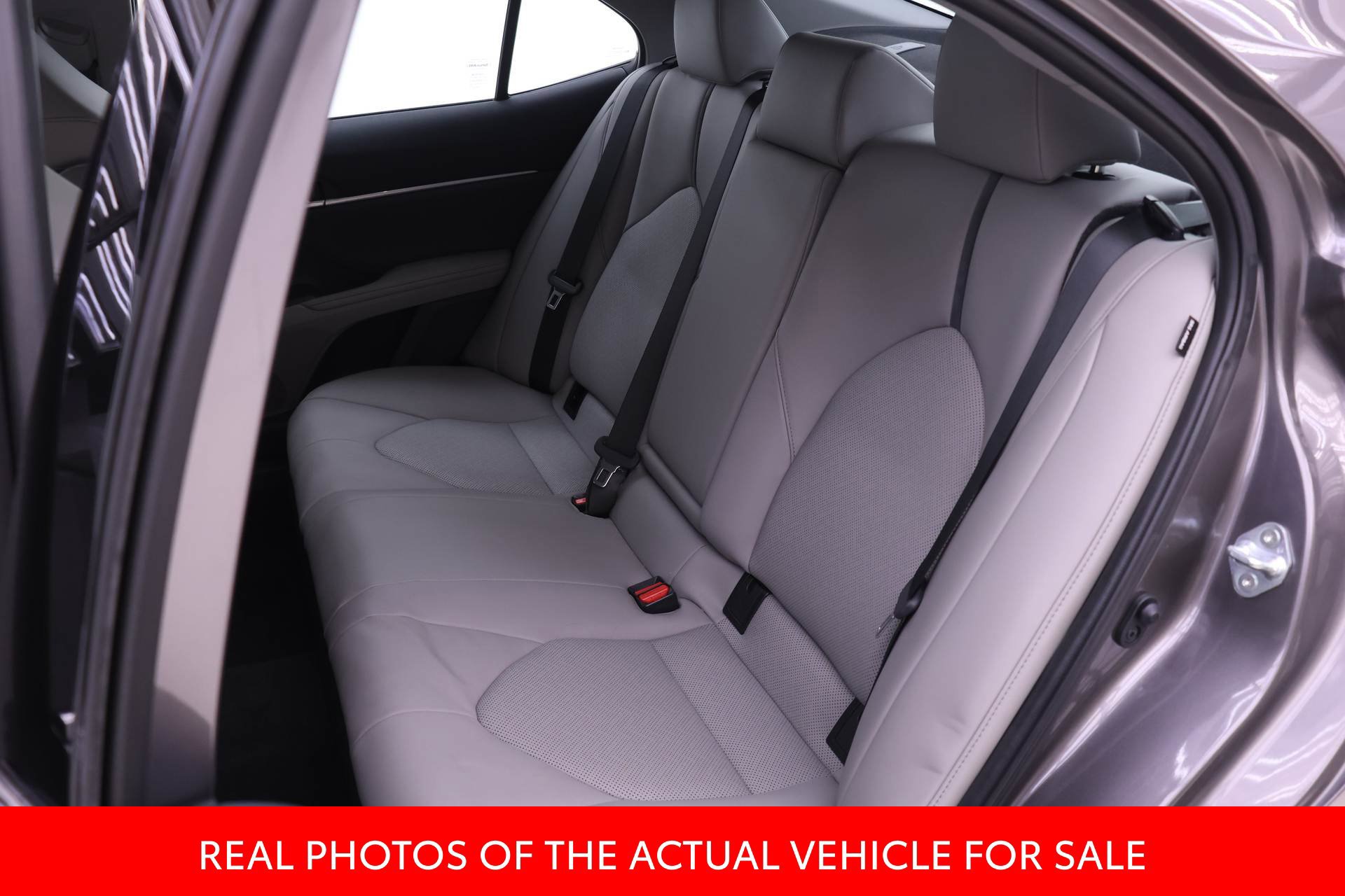 Certified 2022 Toyota Camry XLE w/ Cold Weather Package FWD image 10