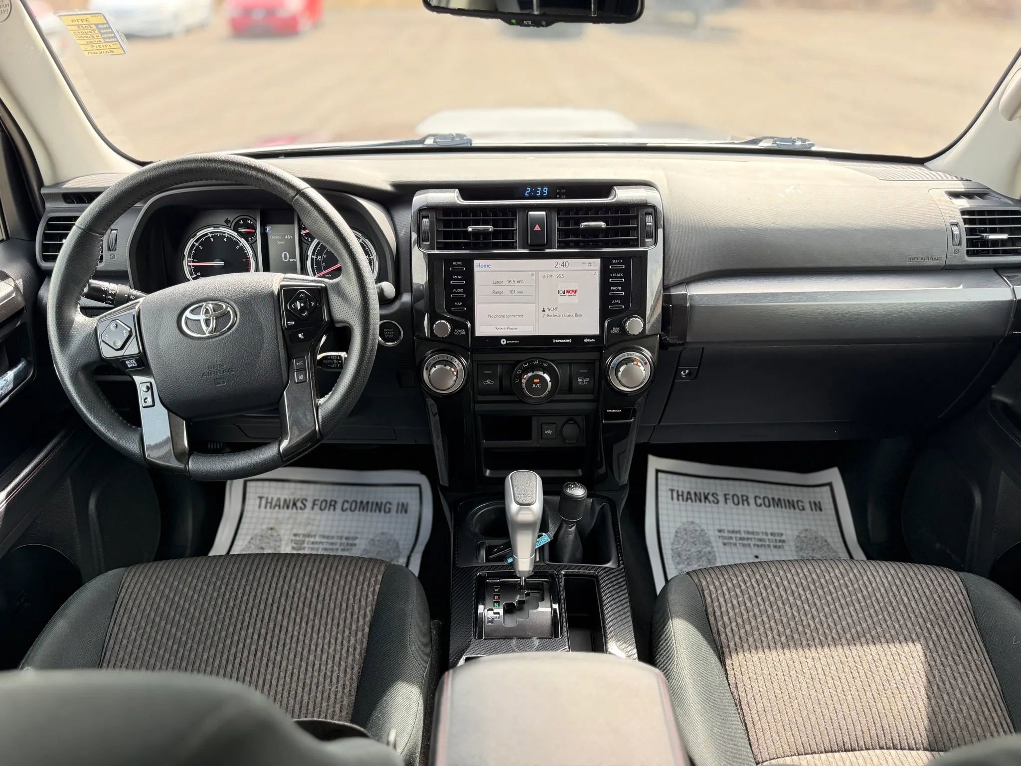 Used 2023 Toyota 4Runner TRD Off-Road AWD/4WD image 2
