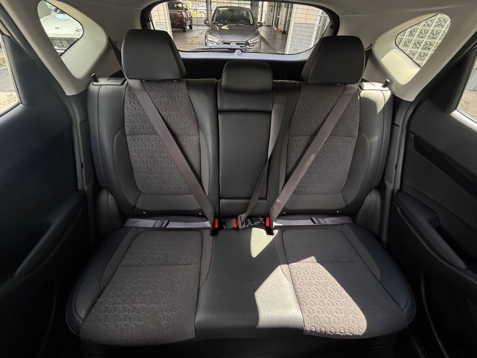 Used 2025 Kia Seltos S FWD image 41