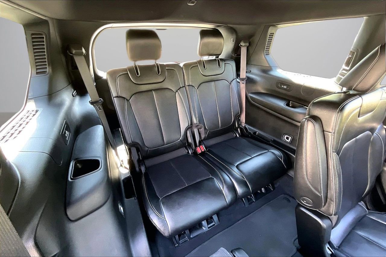 Used 2024 Jeep Grand Cherokee L Limited w/ Luxury Tech Group II image 27