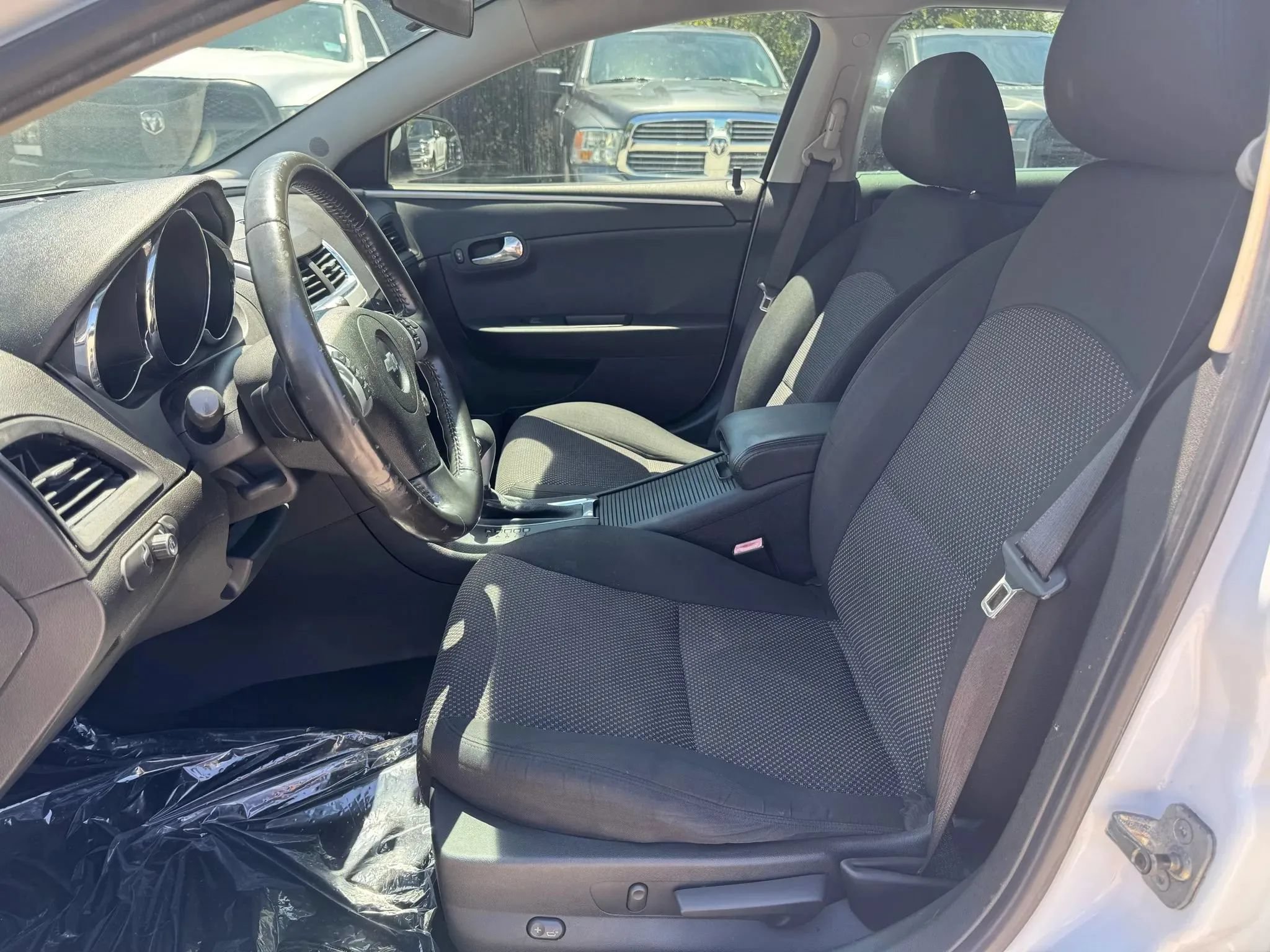 Used 2010 Chevrolet Malibu LT FWD image 10