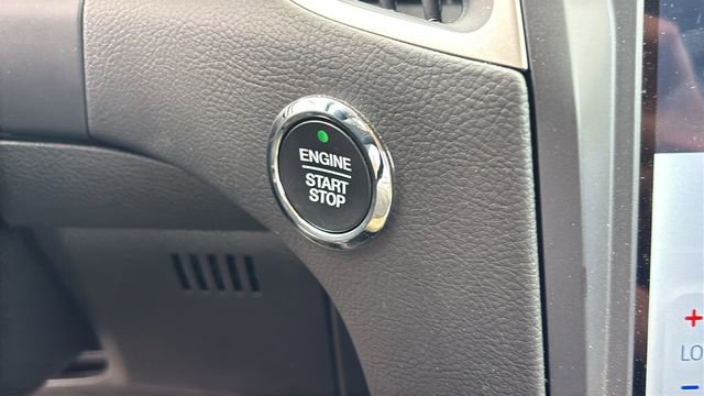 Used 2021 Ford Edge SEL w/ Convenience Package image 12