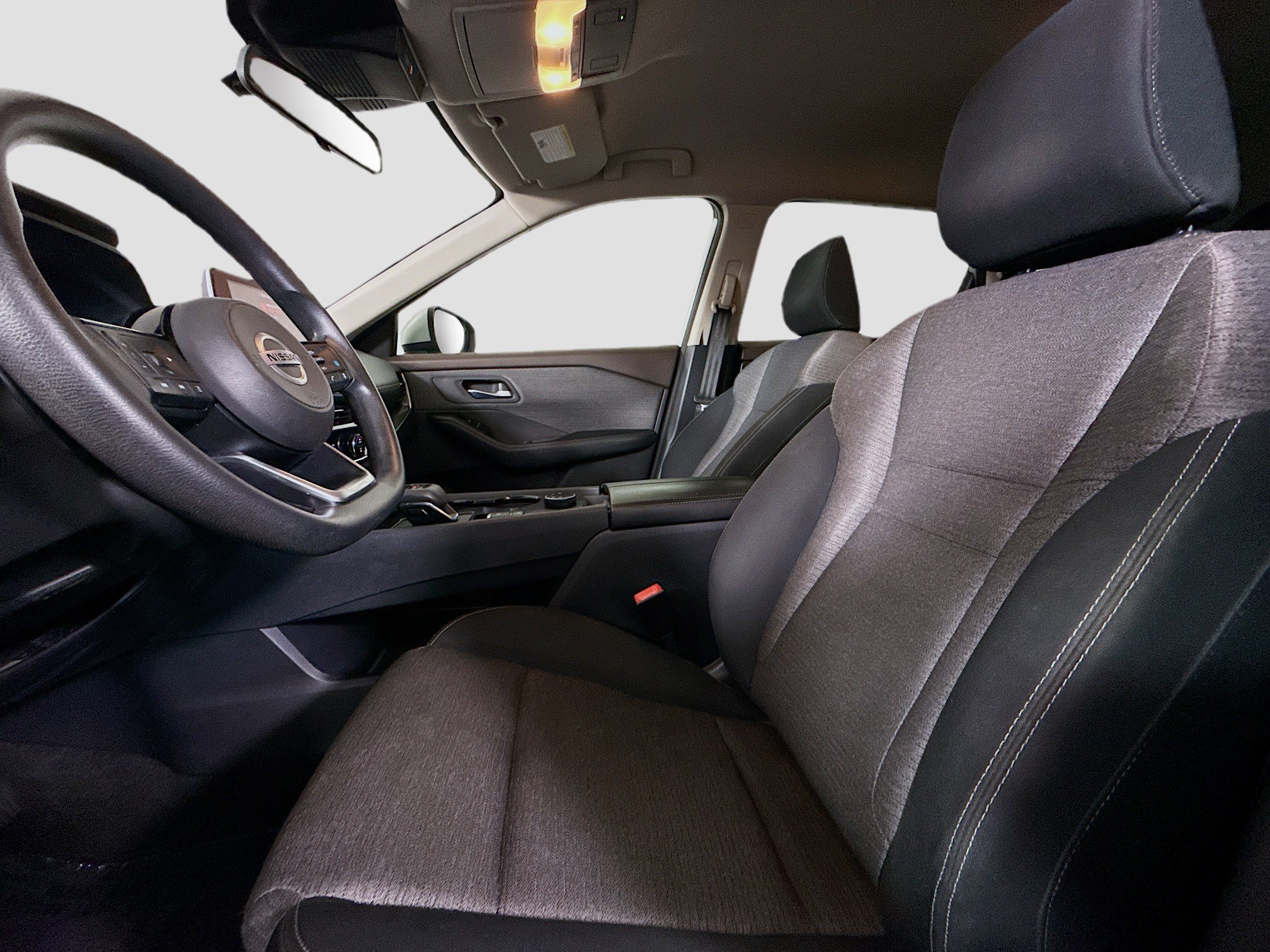 Used 2021 Nissan Rogue SV AWD/4WD image 22