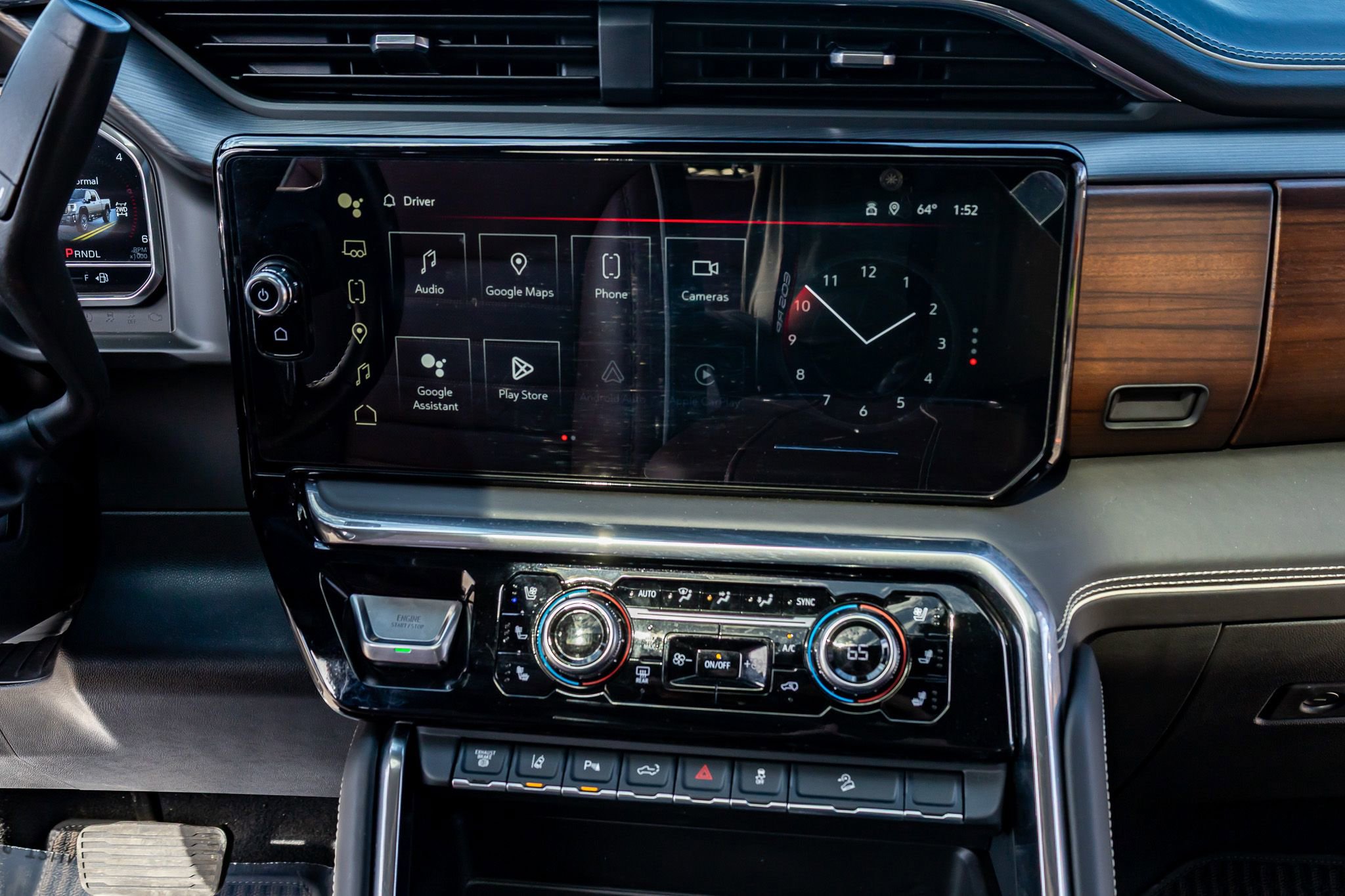 Used 2024 GMC Sierra 2500 Denali Ultimate w/ Max Trailering Package image 24