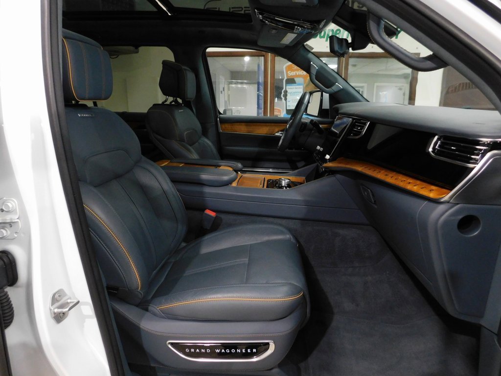 Used 2022 Jeep Grand Wagoneer Series II w/ Convenience Group III image 96