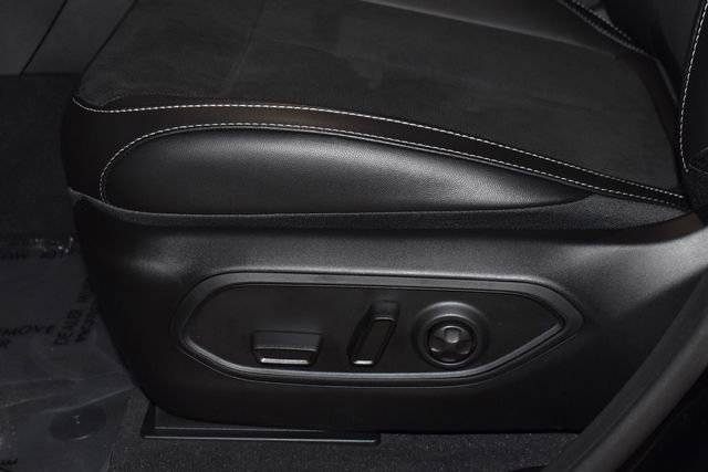 New 2025 Jeep Grand Cherokee Altitude image 11