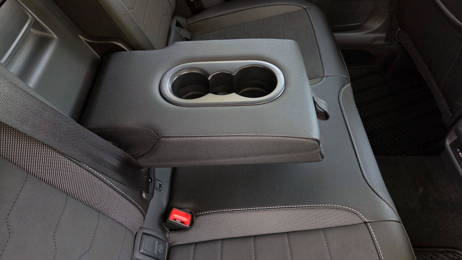 New 2027 Volkswagen Taos SE FWD image 53