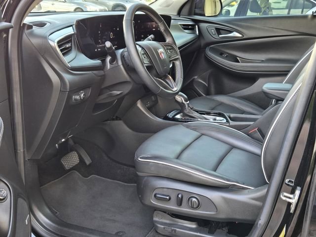 Used 2024 Buick Encore GX Avenir w/ Avenir Technology Package AWD/4WD image 13