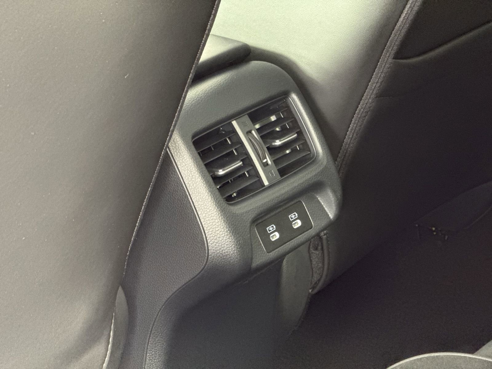 Certified 2025 Acura ADX A-Spec image 23