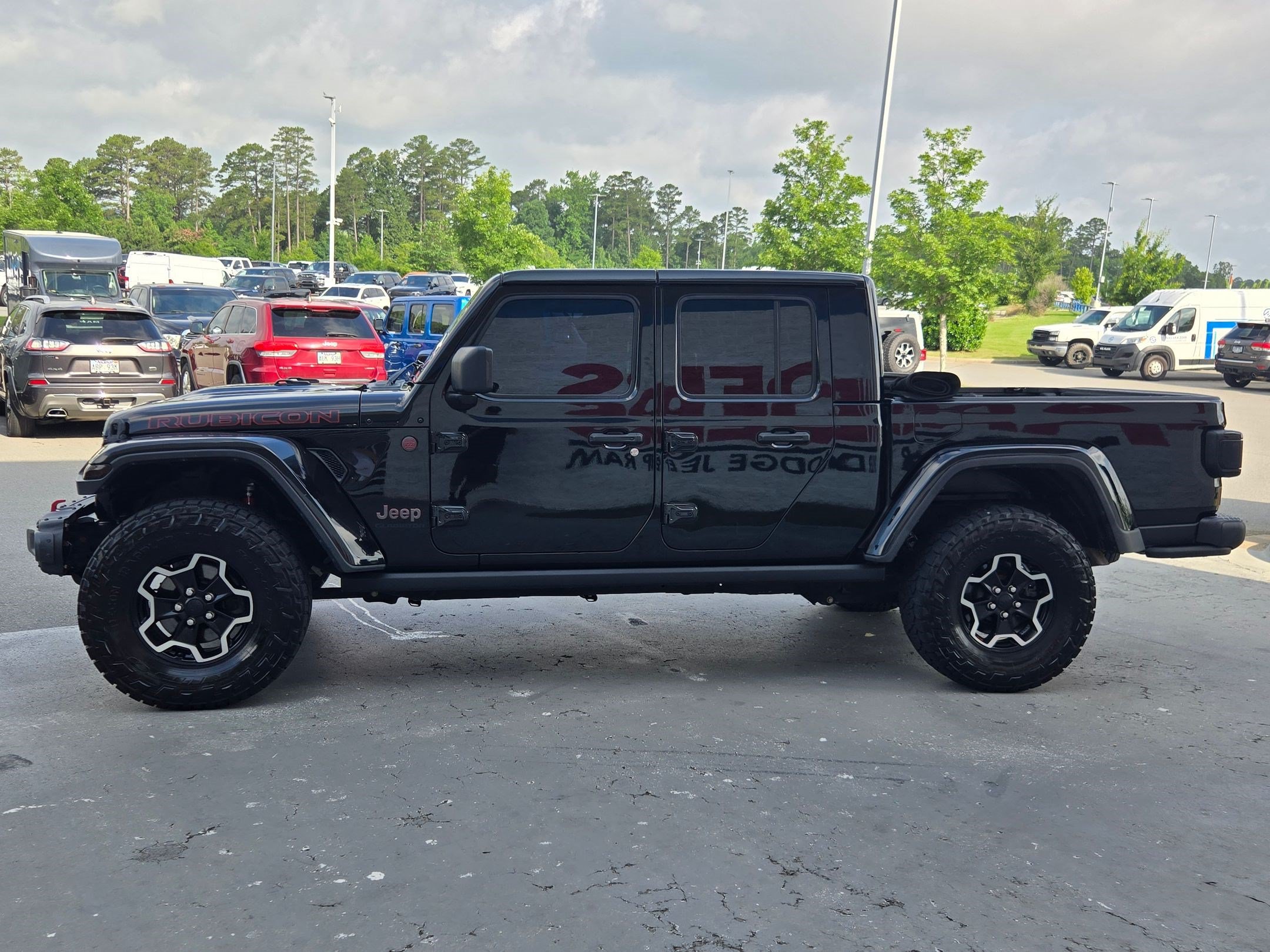 Used 2020 Jeep Gladiator Rubicon AWD/4WD image 4