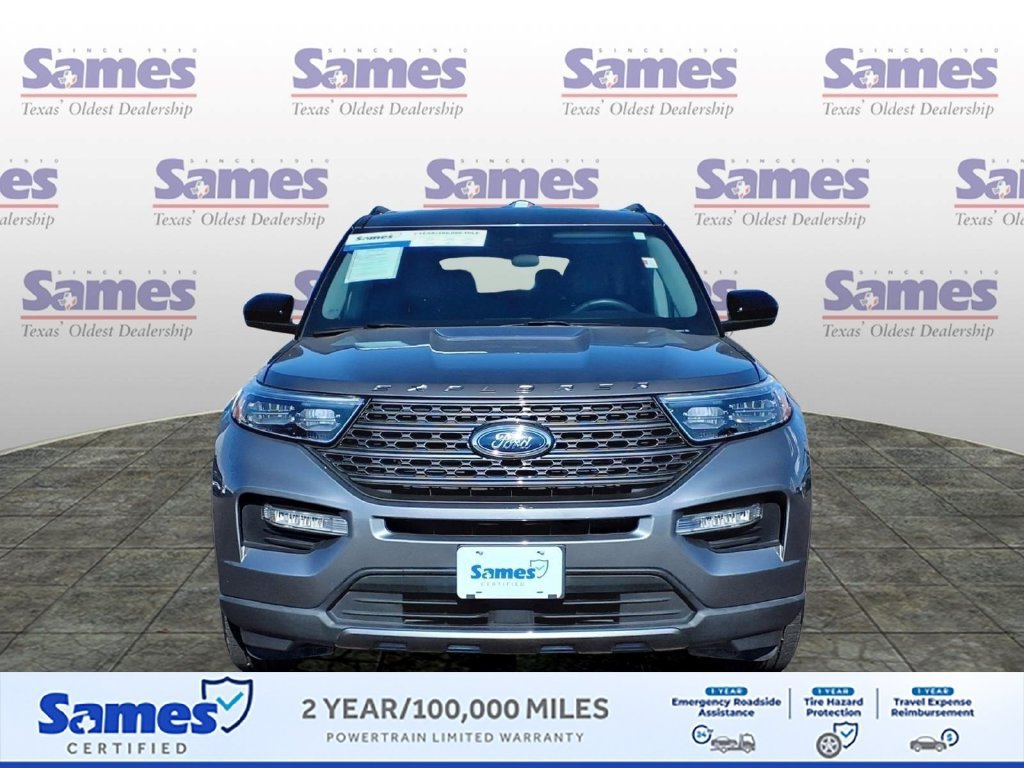 Used 2023 Ford Explorer XLT w/ Equipment Group 202A RWD image 2