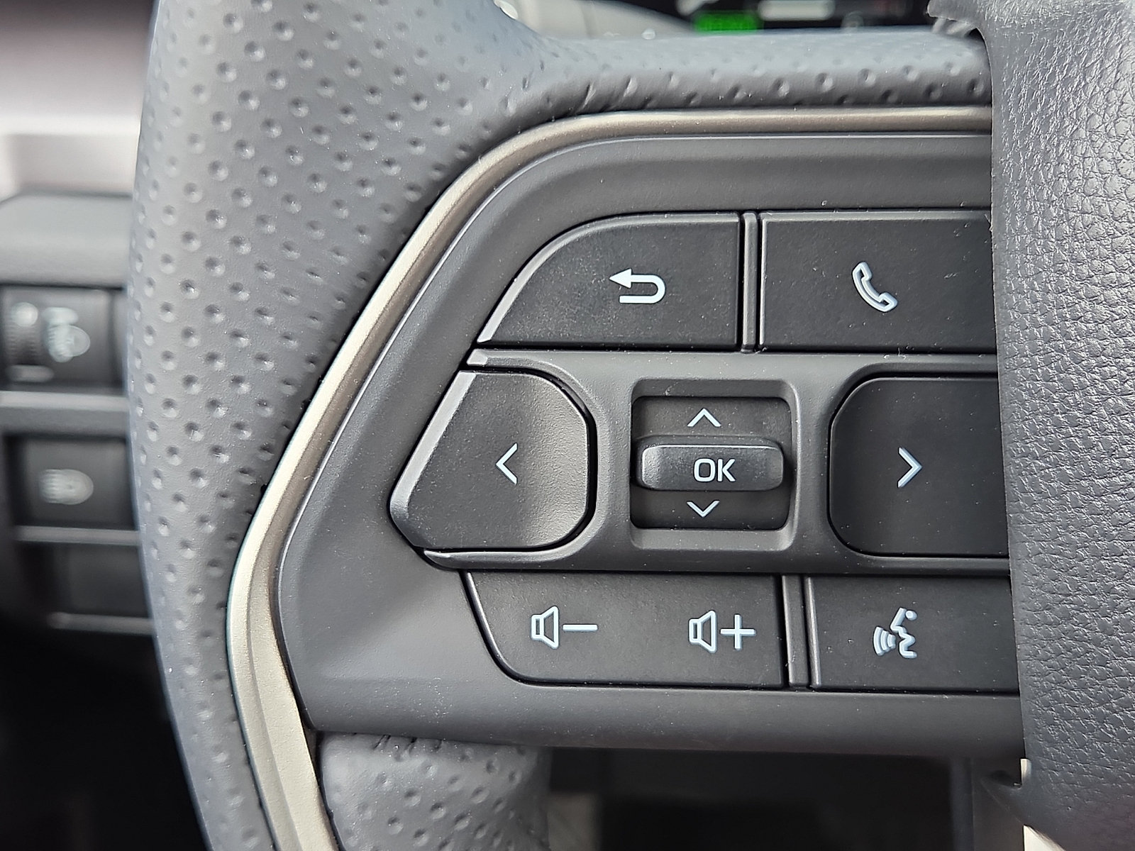 New 2026 Toyota 4Runner TRD Off-Road Premium AWD/4WD image 12