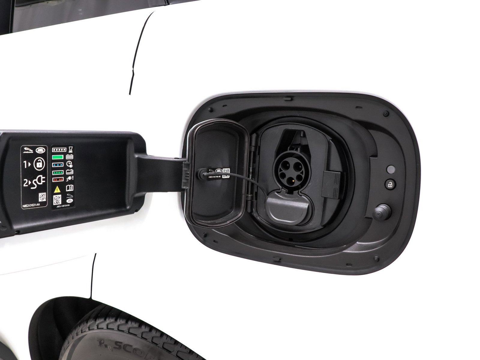 Used 2024 Land Rover Range Rover Autobiography image 62