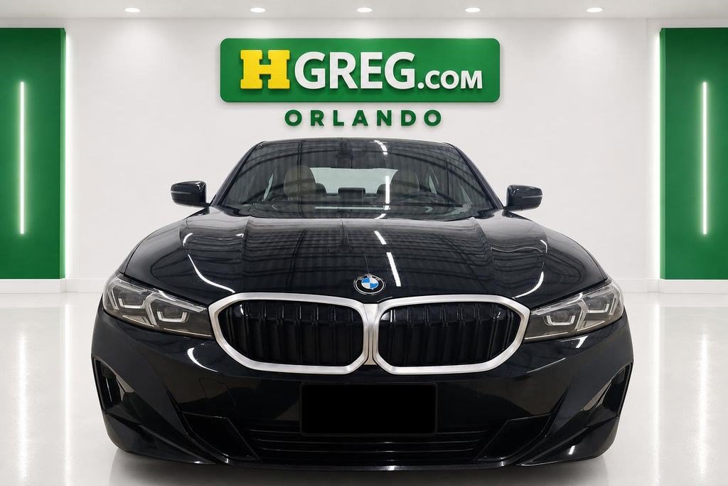 Used 2025 BMW 330i Sedan w/ Convenience Package RWD image 4