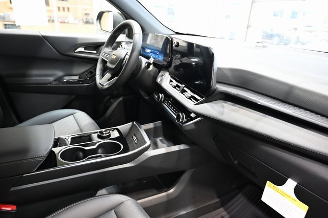 New 2026 Chevrolet Equinox LT image 13