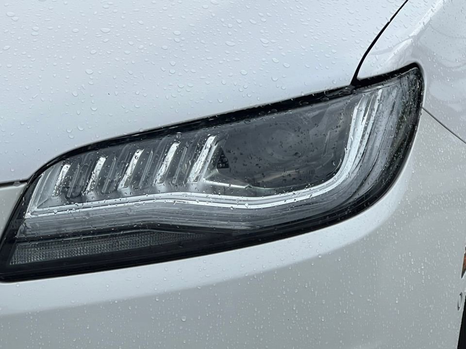 Used 2020 Lincoln MKZ Reserve w/ Monochromatic Package AWD/4WD image 34