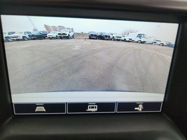 Certified 2022 GMC Acadia AT4 w/ Trailering Package AWD/4WD image 18