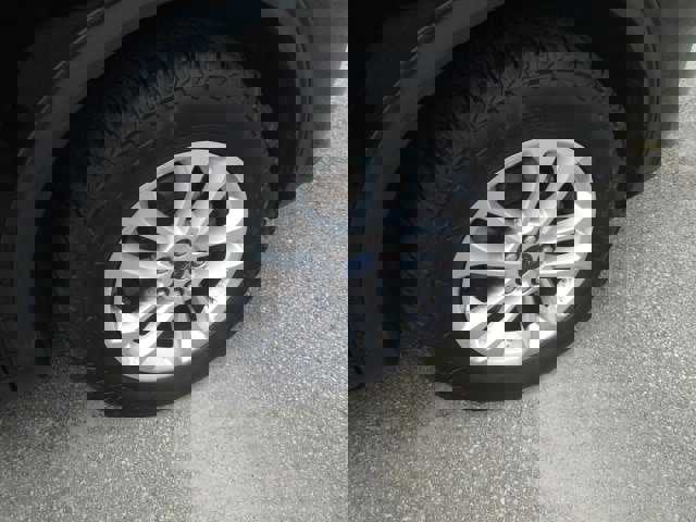 Used 2022 Ford Escape SE w/ Convenience Package image 12