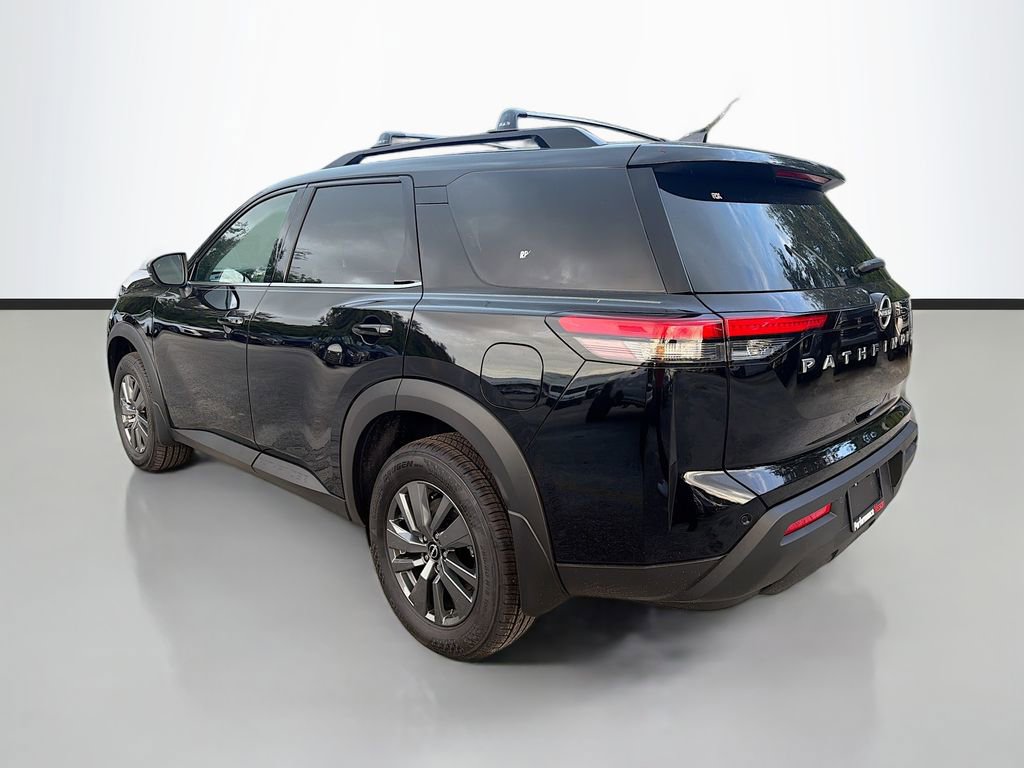 New 2025 Nissan Pathfinder SV image 6
